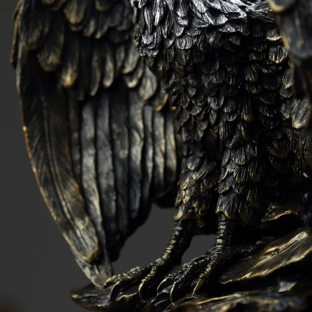 Nordic Eagle Sculpture - Primus