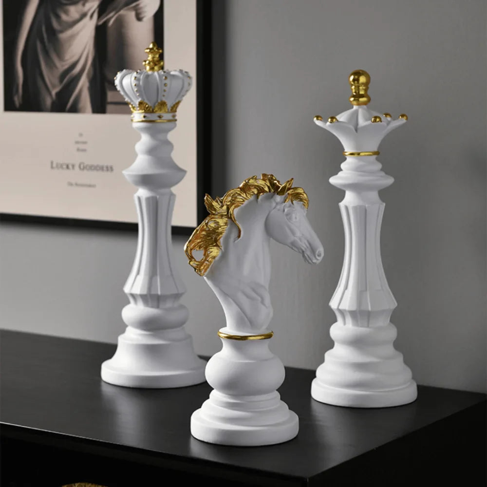 Chess Piece Sculpture 3 Pieces - Primus
