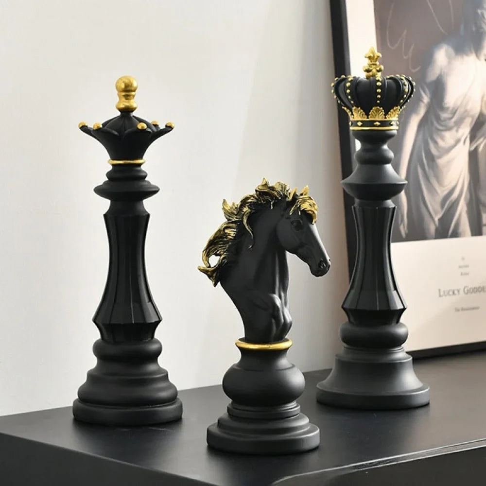 Chess Piece Sculpture 3 Pieces - Primus