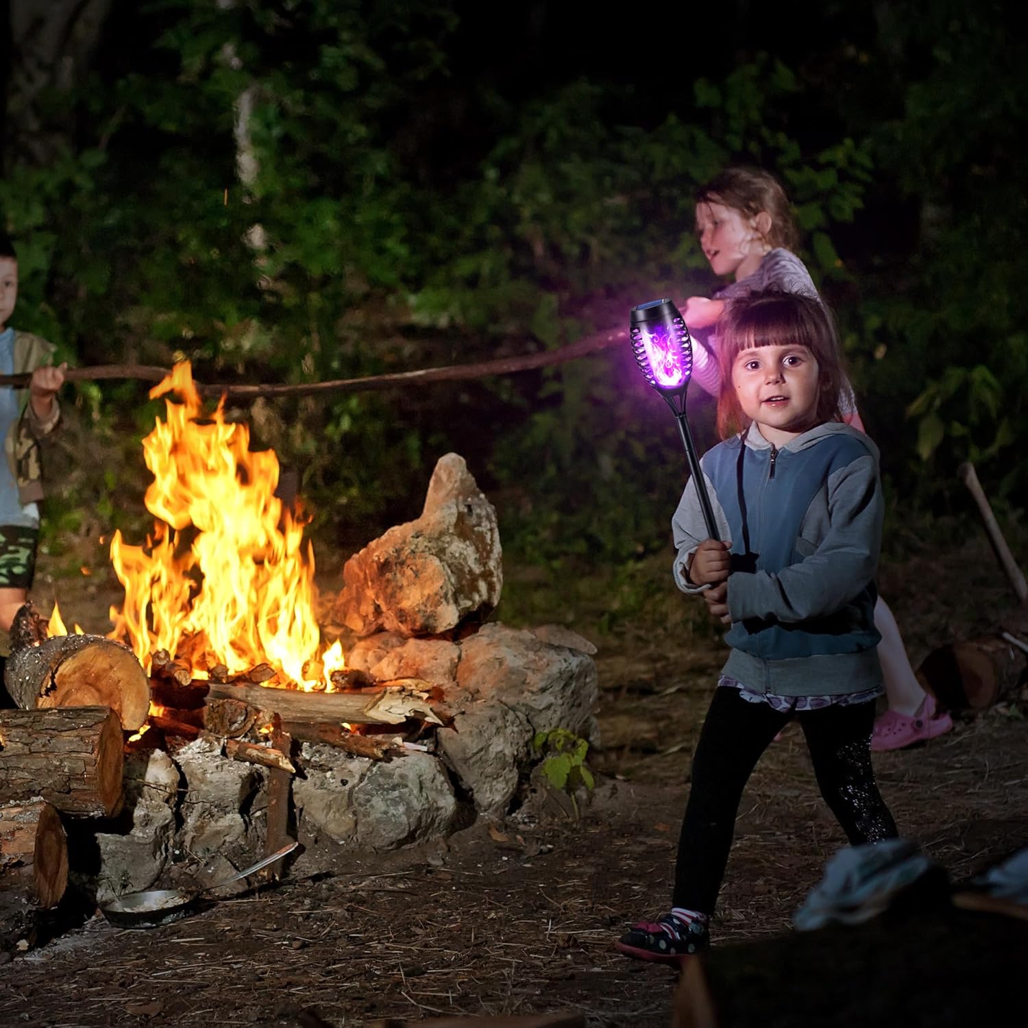 FlameLights - Solar Torch Lights Outdoor Flickering Flame, Weatherproof, Rechargeable, Garden, Patio - Purple